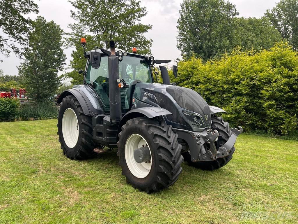 Valtra T234 曳引機