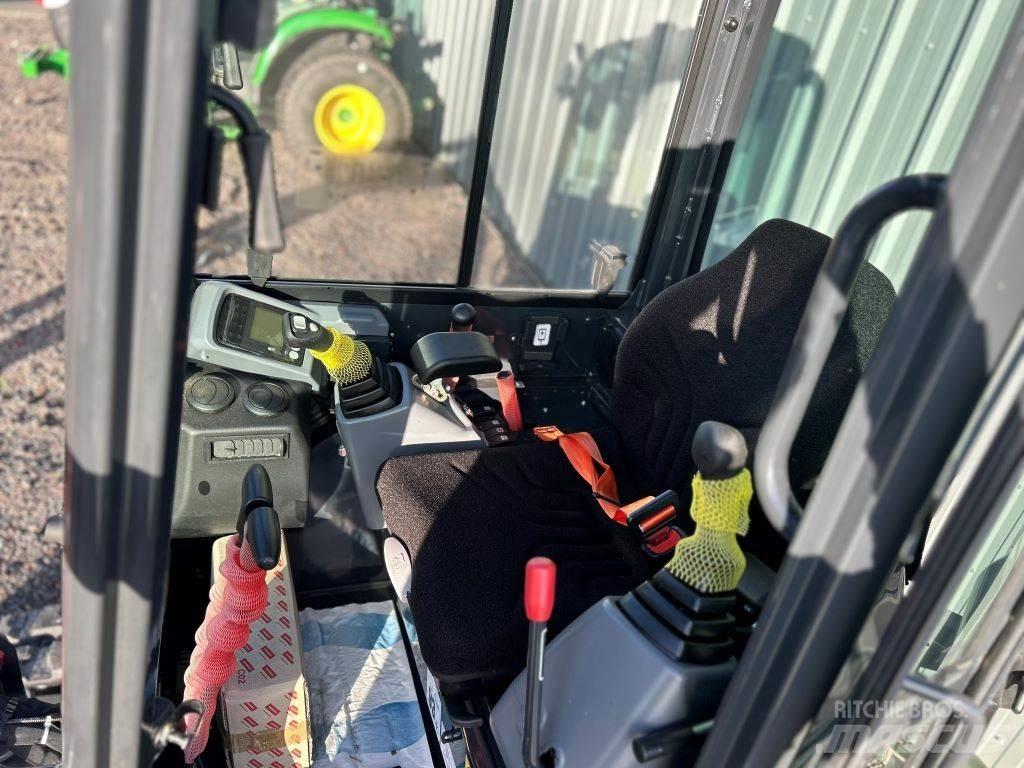 Yanmar VIO26-6 中型挖土機/掘鑿機/挖掘機 7t-12t