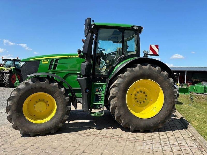 John Deere 6250R 曳引機