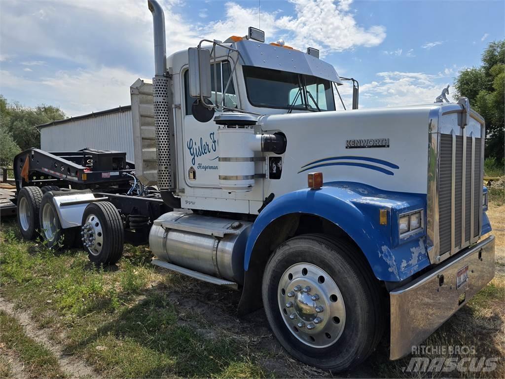 Kenworth W900 其他貨車