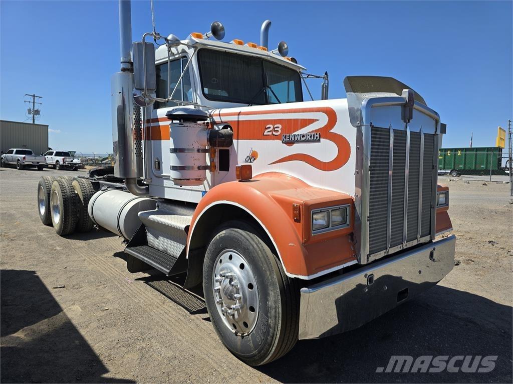 Kenworth W900 其他貨車