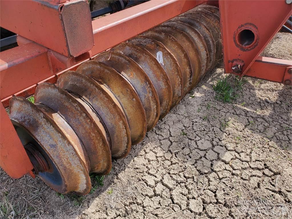 Kewanee 1500 田間拖曳