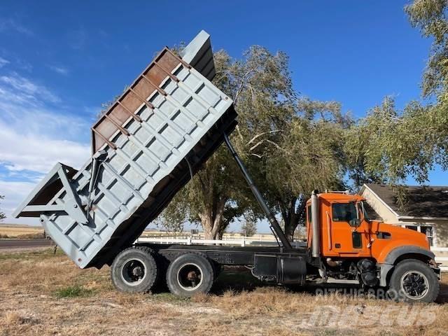 Mack GU713 其他貨車