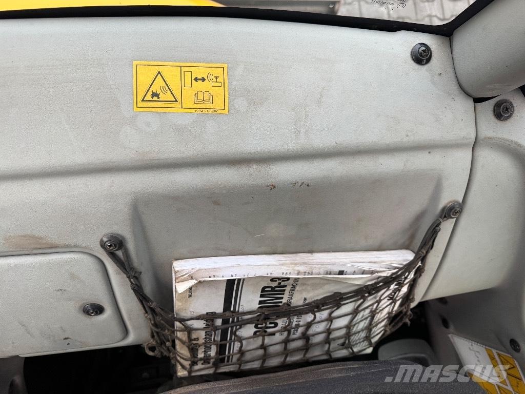 Komatsu PC 80 MR-3 中型挖土機/掘鑿機/挖掘機 7t-12t