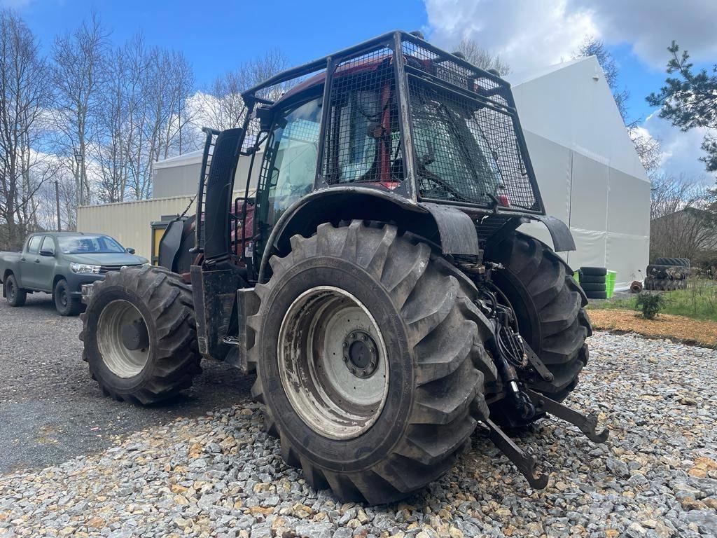 Valtra T254 Active 曳引機