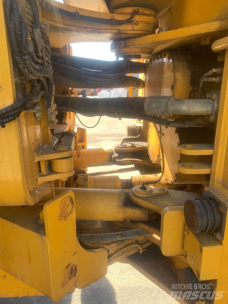 Volvo L330C 輪胎式裝載機