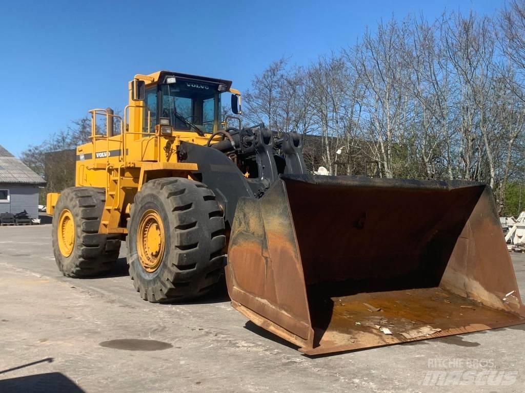 Volvo L330C 輪胎式裝載機