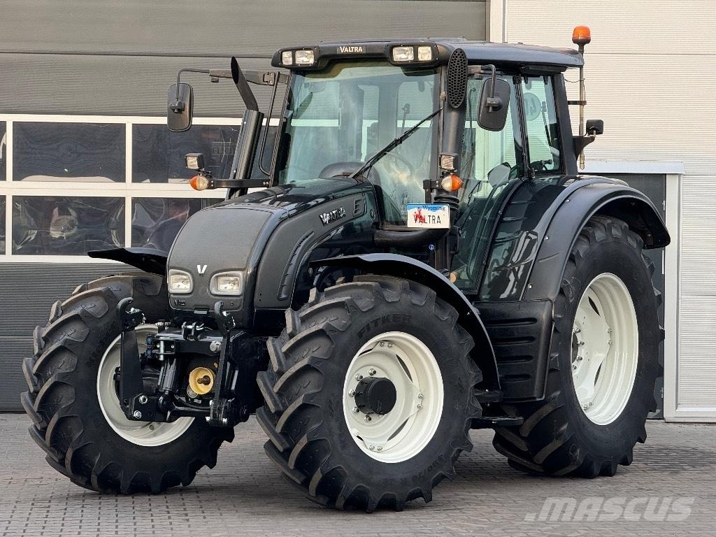 Valtra N 122 V 曳引機