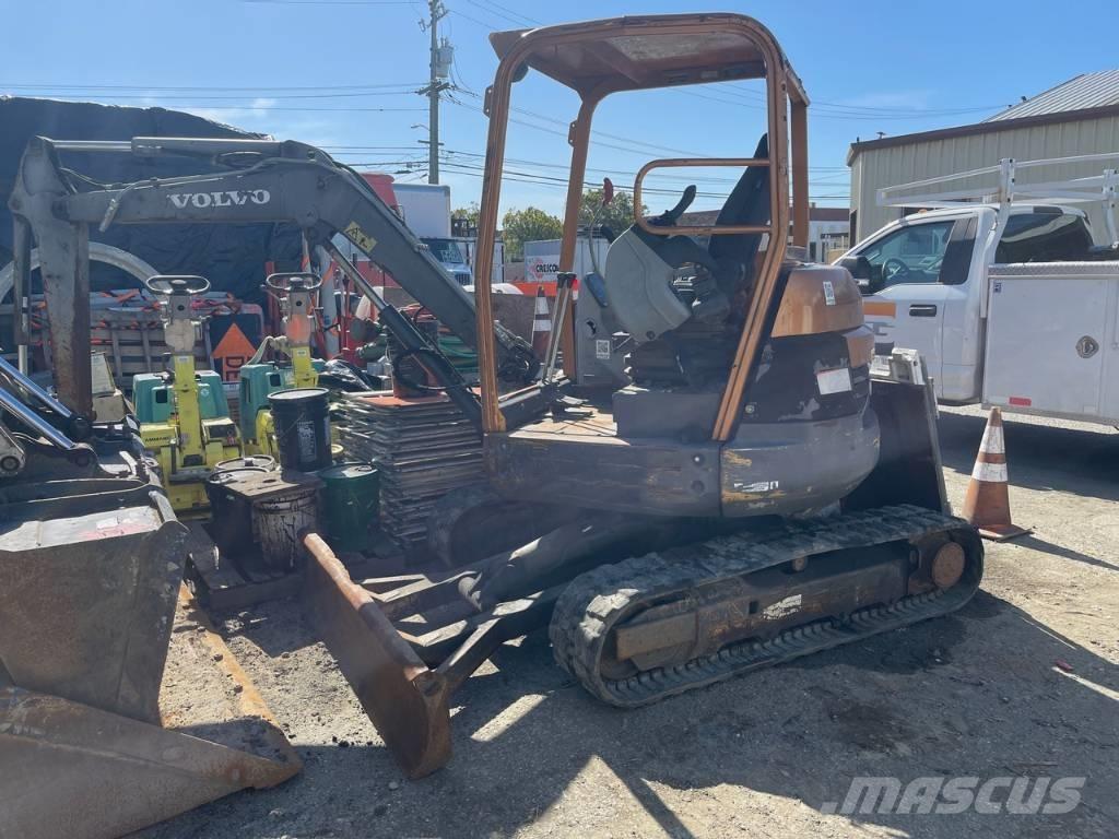 Volvo ECR 38 小型挖土機/掘鑿機<7t(小型挖掘機)