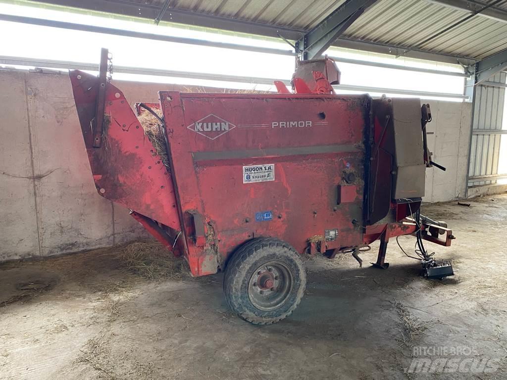 Kuhn Primor 3560 倉儲卸載設備