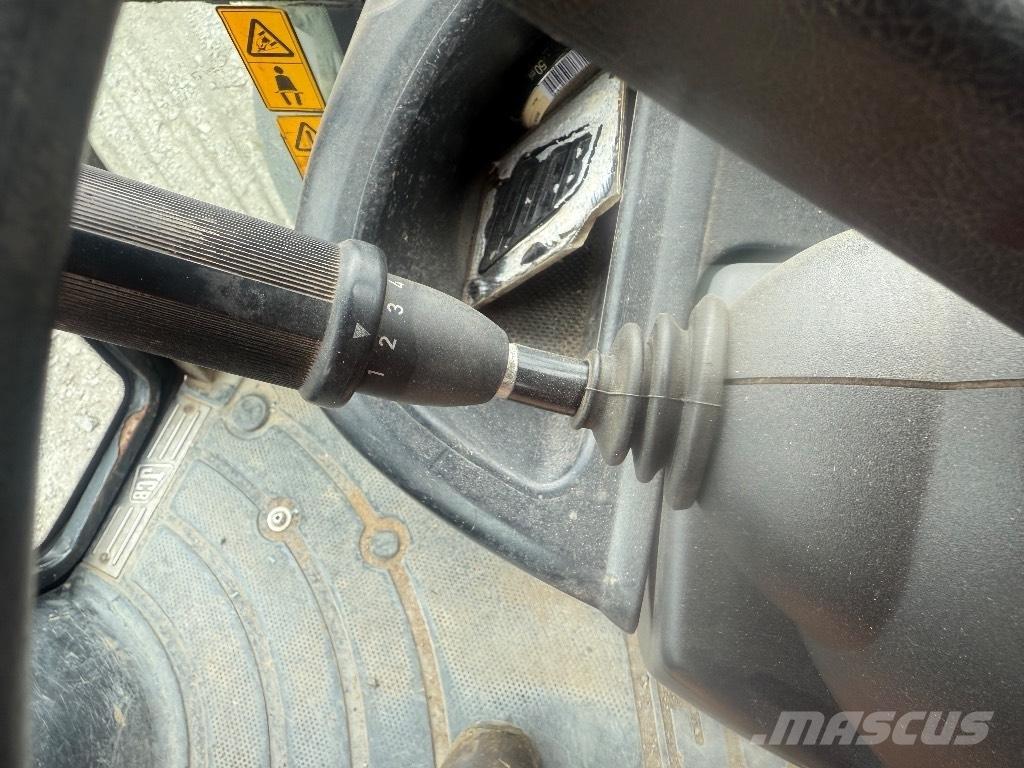 JCB 3 CX 反鏟裝載機