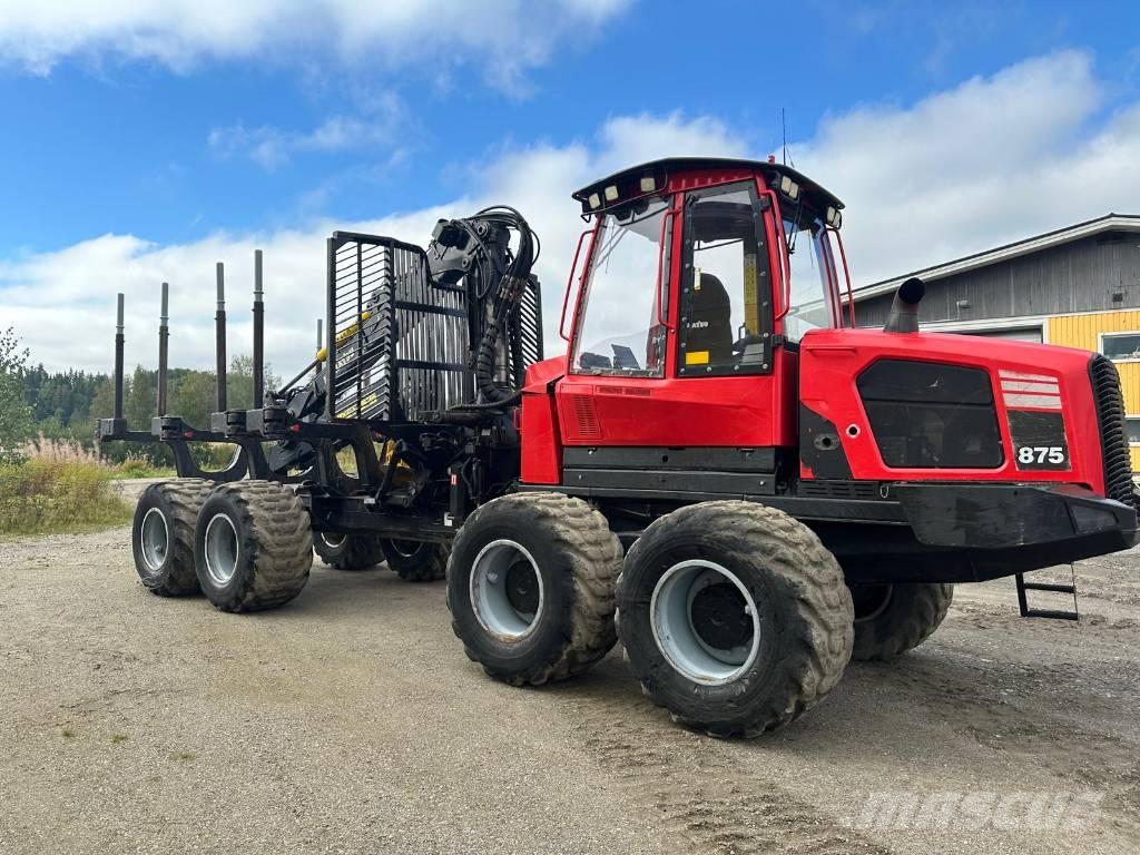 Komatsu 875 集運機