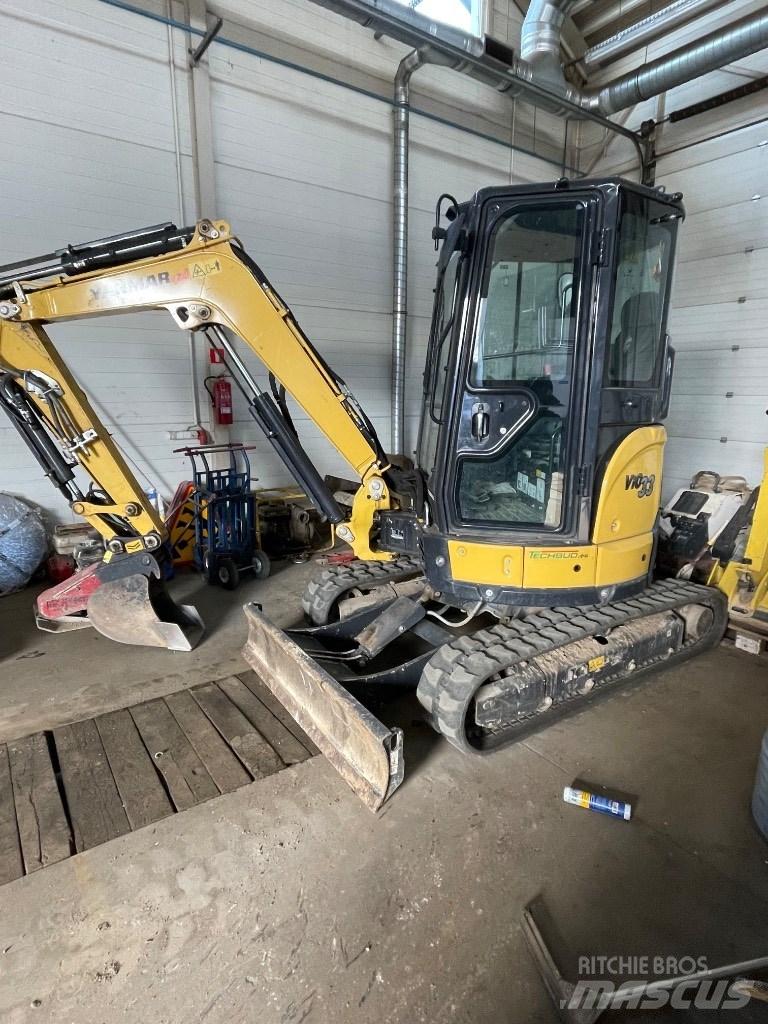 Yanmar Vio 33 小型挖土機/掘鑿機<7t(小型挖掘機)