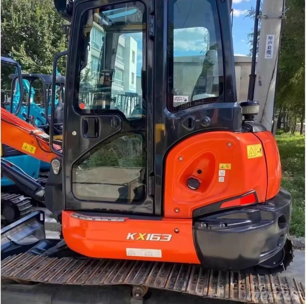 Kubota KX 063 小型挖土機/掘鑿機<7t(小型挖掘機)