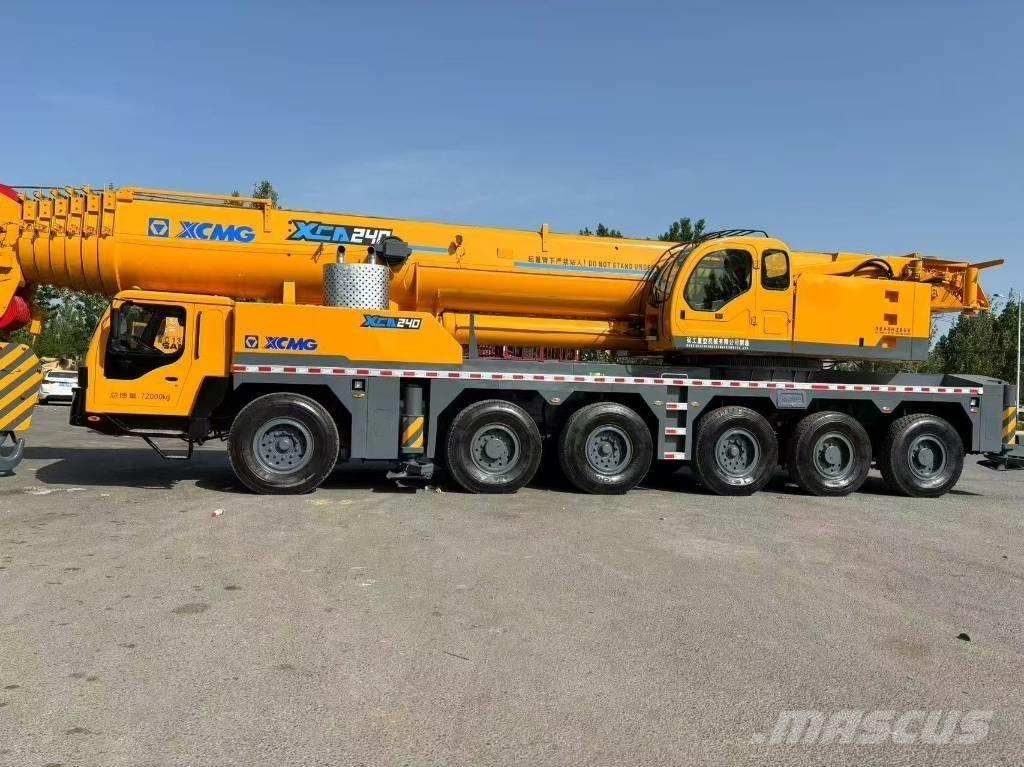 XCMG XCA240 越野起重機
