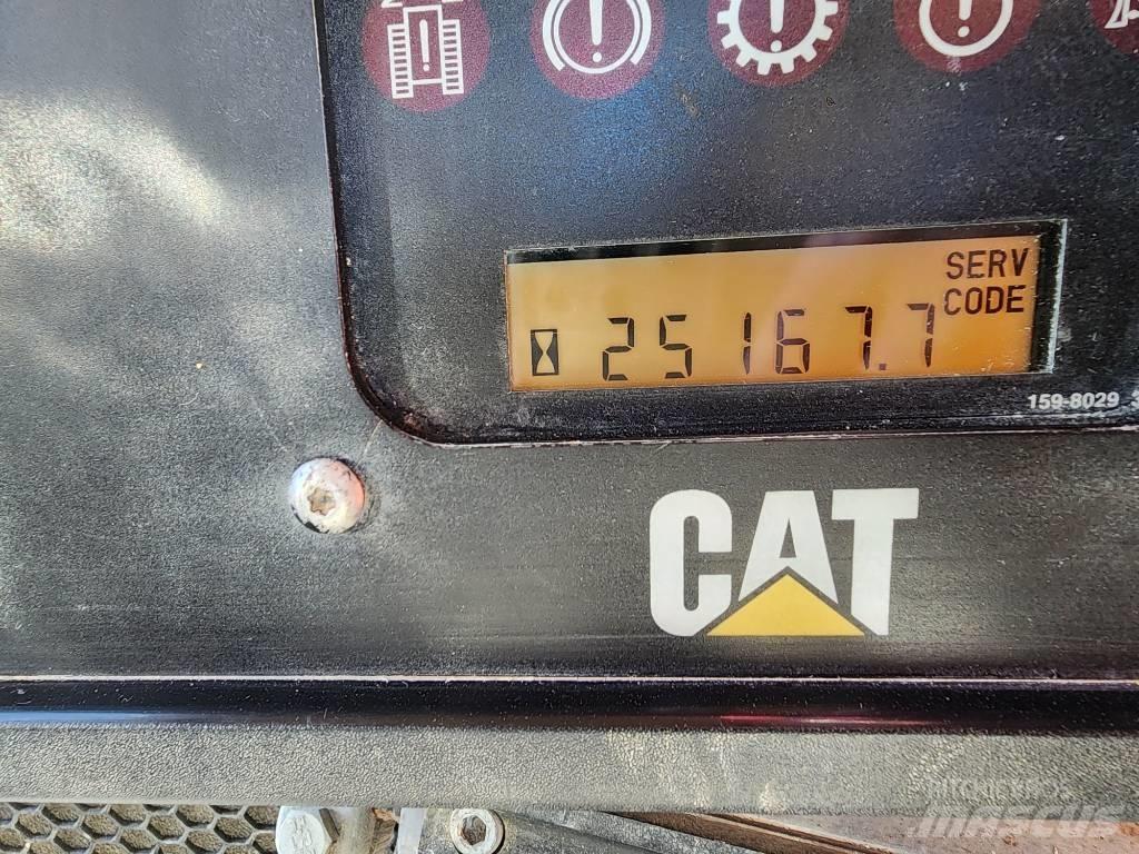 CAT D7R SERIE 2 履帶推土機