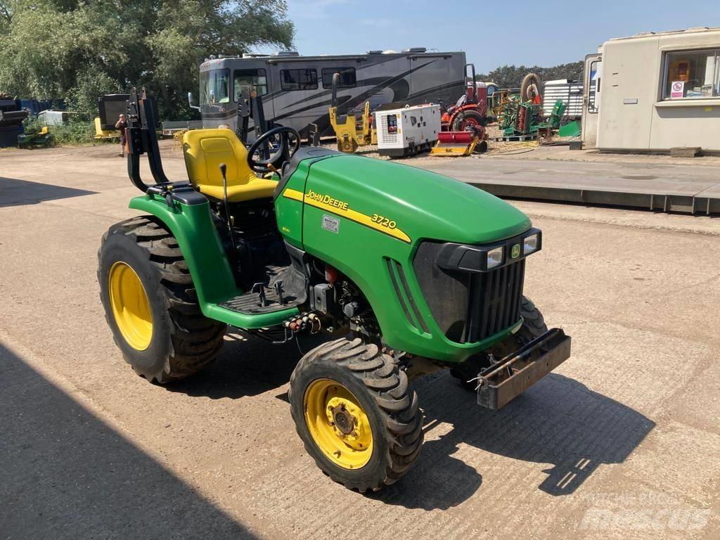 John Deere 3720 曳引機