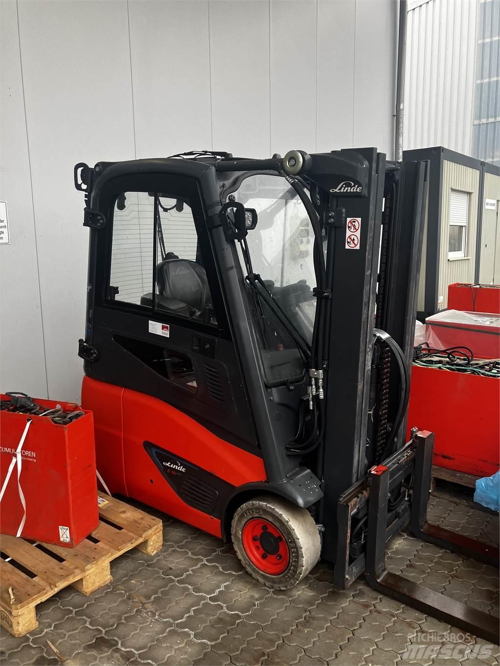 Linde E16C 電動堆高機