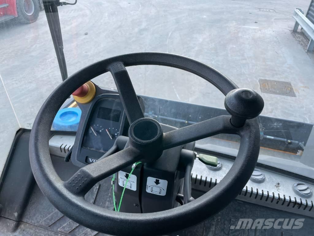 Volvo DD105 雙輪滾壓機