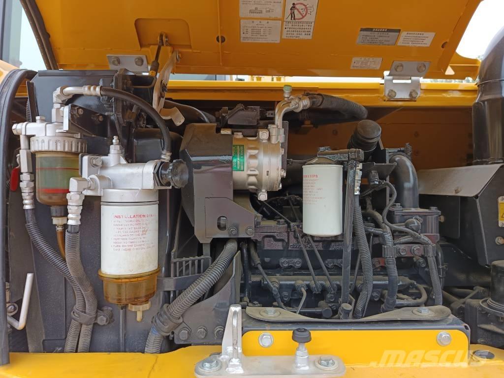 Komatsu PC 70 中型挖土機/掘鑿機/挖掘機 7t-12t