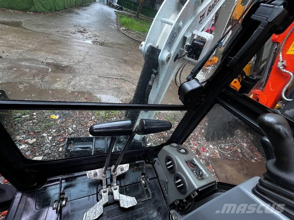 Bobcat E 20z 小型挖土機/掘鑿機<7t(小型挖掘機)
