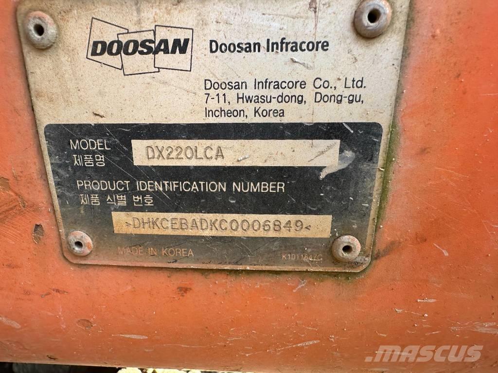 Doosan DX 220 LCA 履帶式 挖土機/掘鑿機/挖掘機