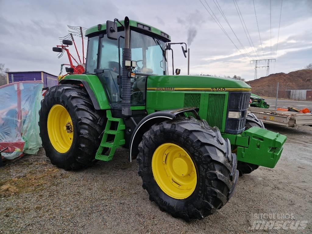 John Deere 7700 曳引機