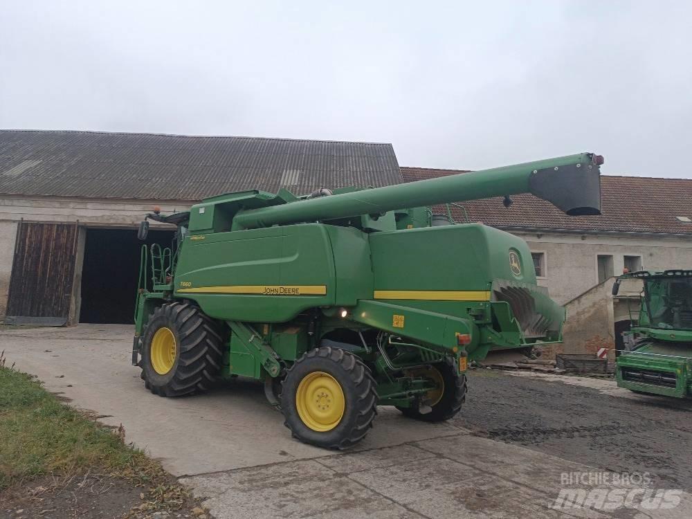 John Deere T 660 聯合收穫機