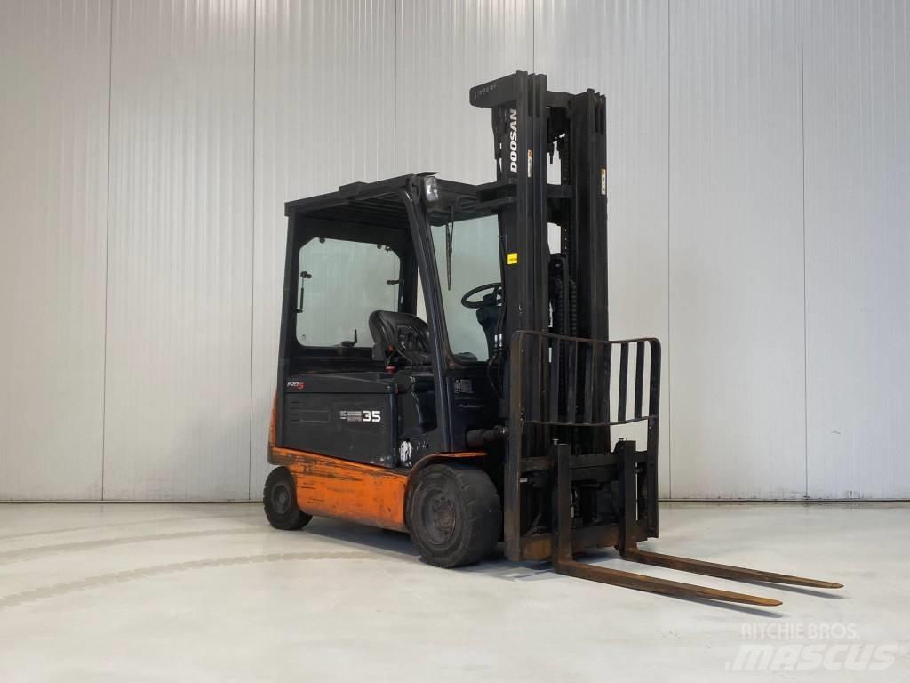 Doosan B35X-5 電動堆高機
