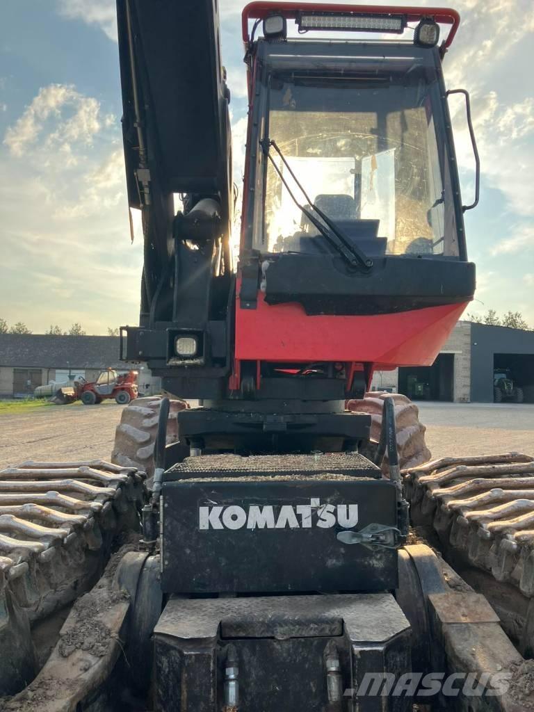 Komatsu 911.4 收穫機