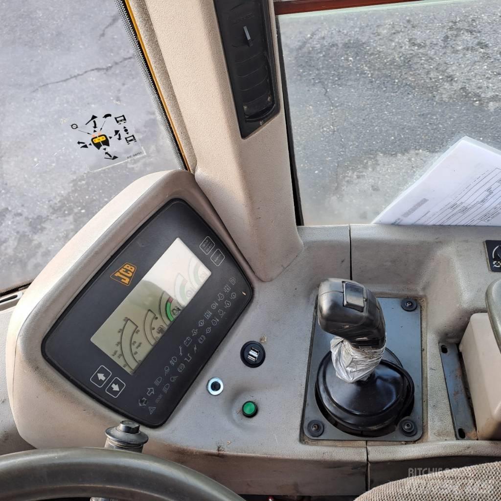 JCB 426 B 輪胎式裝載機