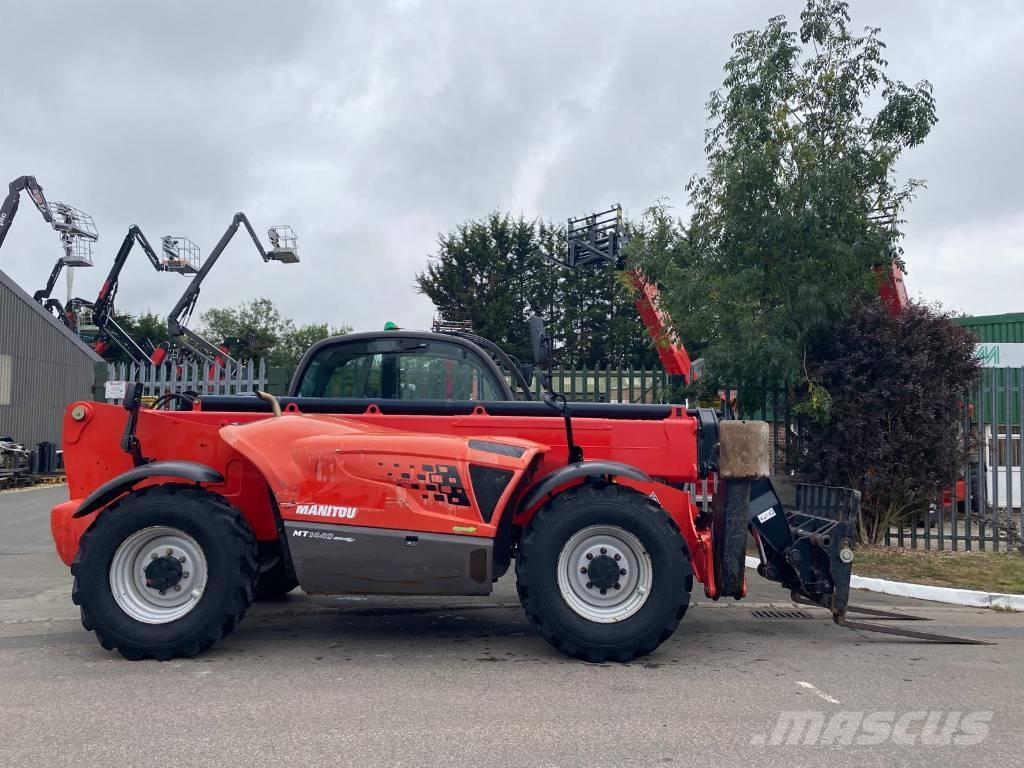 Manitou MT 1440 伸縮臂操作車
