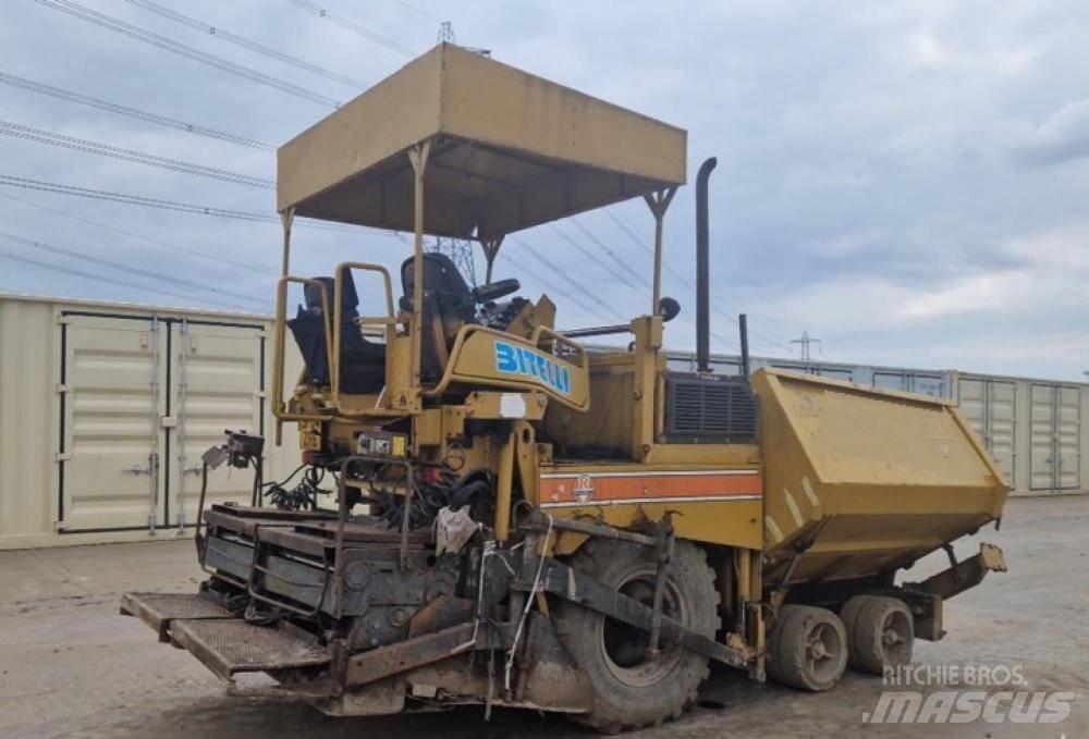 Bitelli BB632 瀝青攤舖機/鋪路機