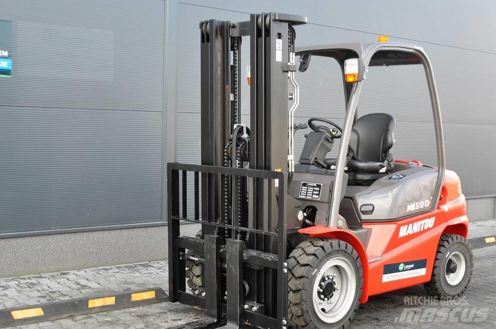 Manitou MI30D 柴油卡車