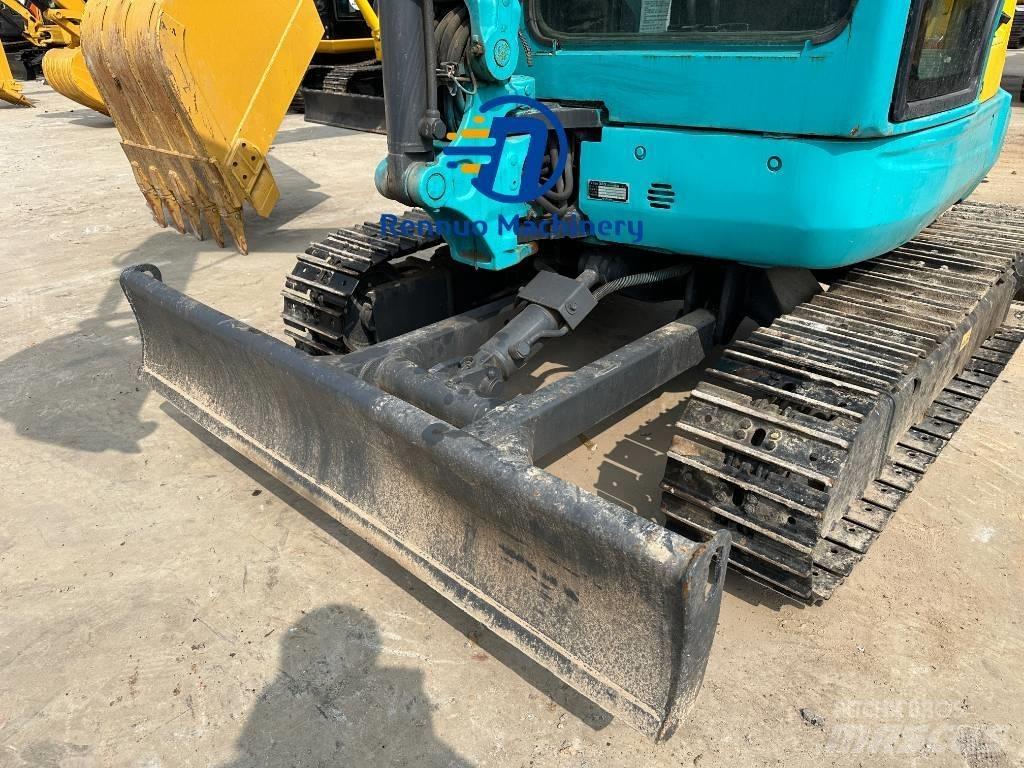 Kubota U 35 小型挖土機/掘鑿機<7t(小型挖掘機)