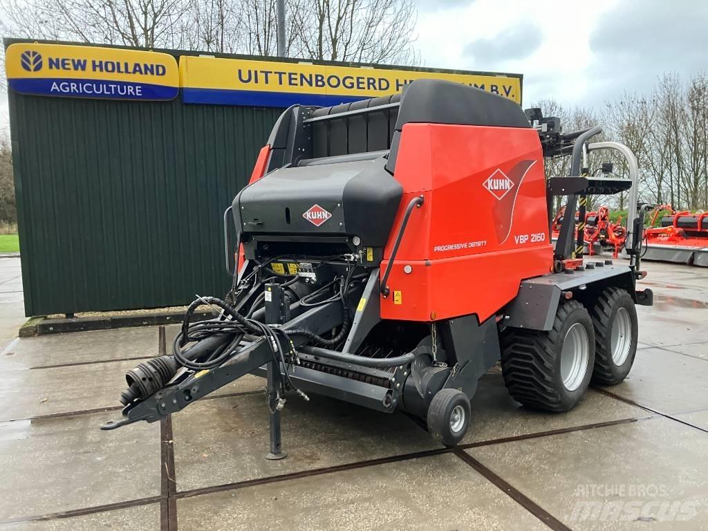 Kuhn VBP 2160 圓型牧草打包機
