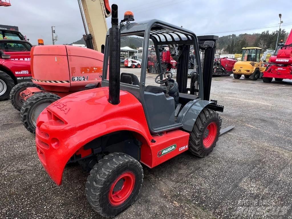 Ausa C 200 H X4 越野車