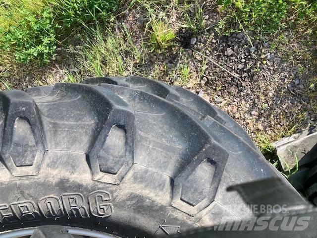 Trelleborg 540/65R34 輪胎、車輪和輪圈