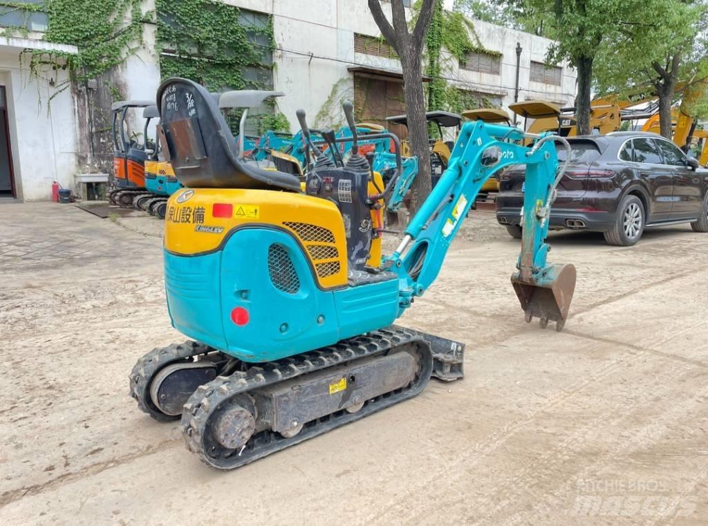 Kubota U 008 小型挖土機/掘鑿機<7t(小型挖掘機)
