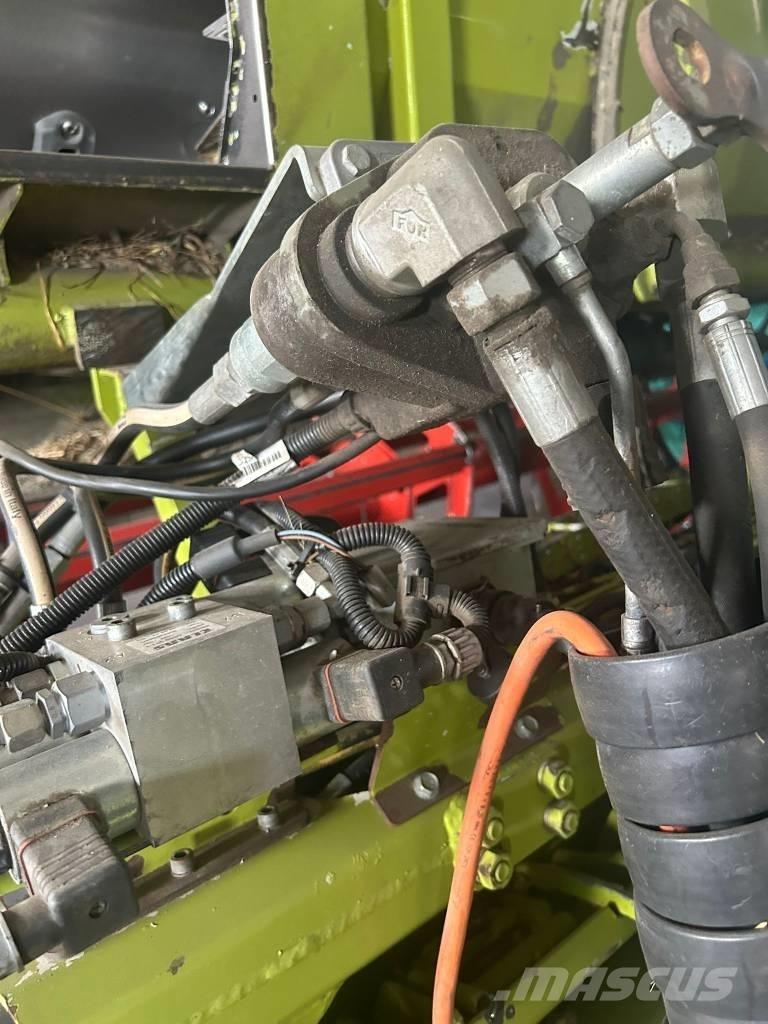 Cressoni FLEX 6 MT 聯合收割機頭