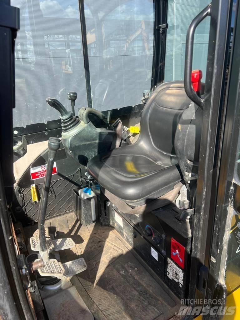 JCB 8026 CTS 小型挖土機/掘鑿機<7t(小型挖掘機)