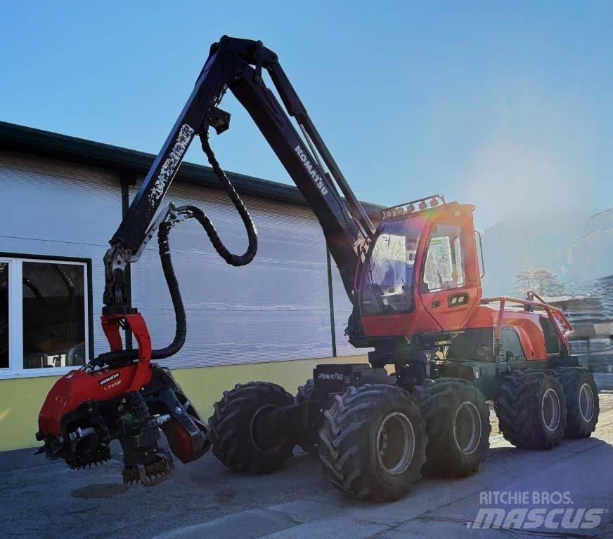 Komatsu 931 XC 收穫機