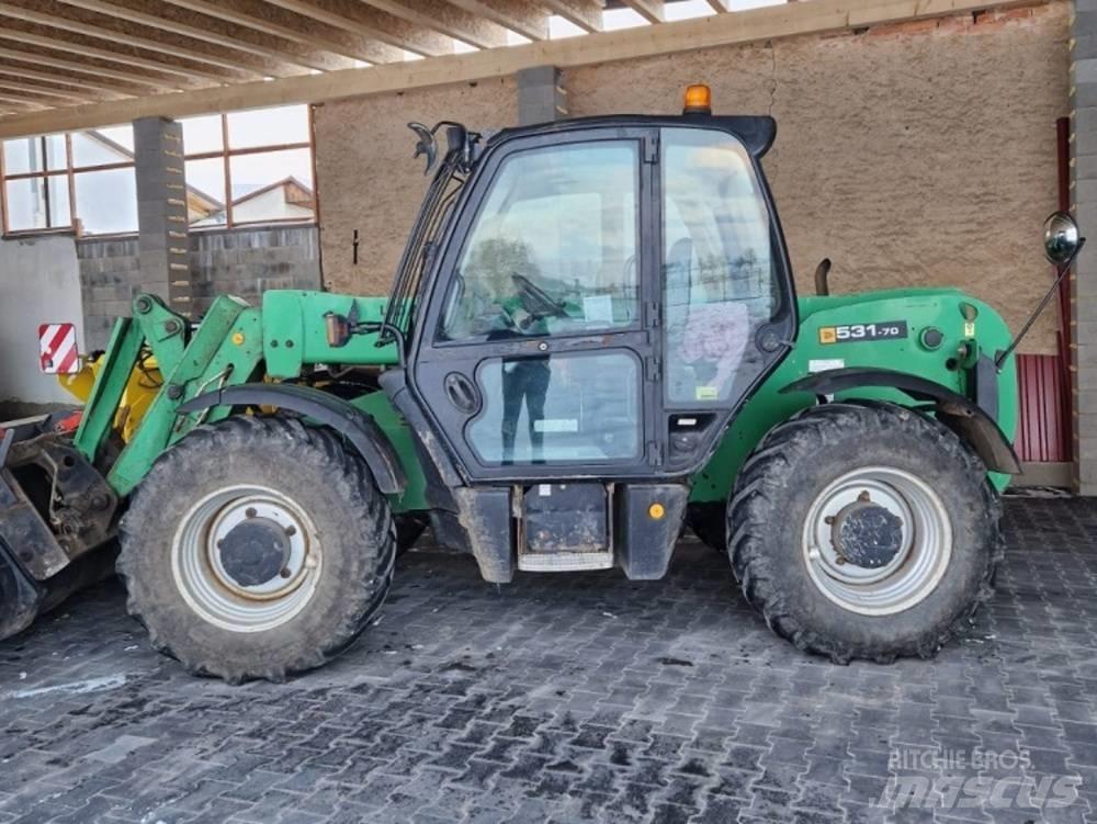 JCB 531-70 伸縮臂操作車