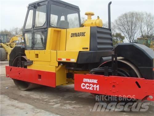 Dynapac CC 211 雙輪滾壓機