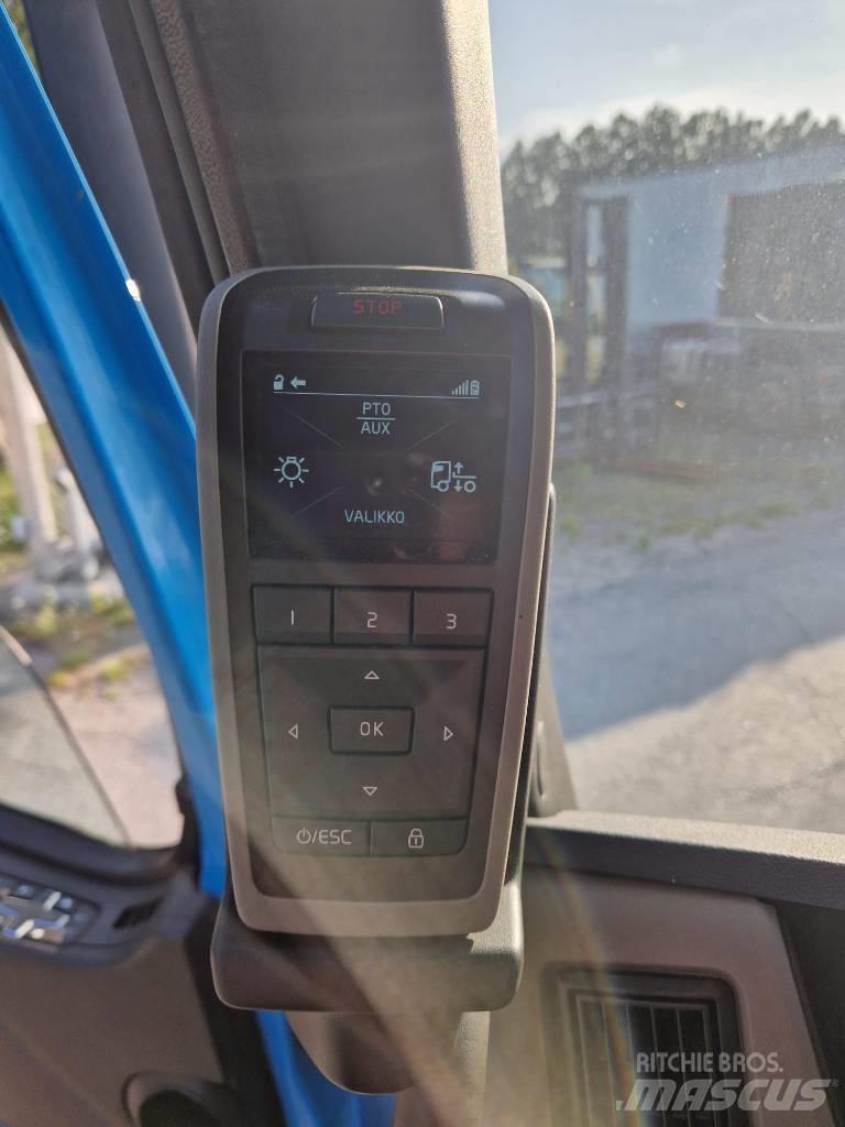 Volvo FM500 6X2*4 商用底盤車