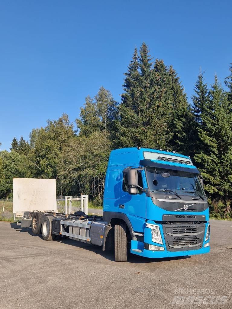Volvo FM500 6X2*4 商用底盤車