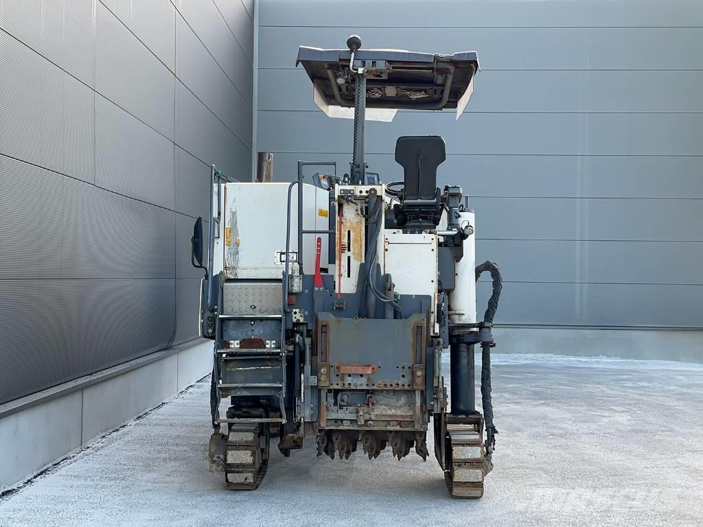 Wirtgen W 100 CFI 瀝青冷銑刨機/銑床