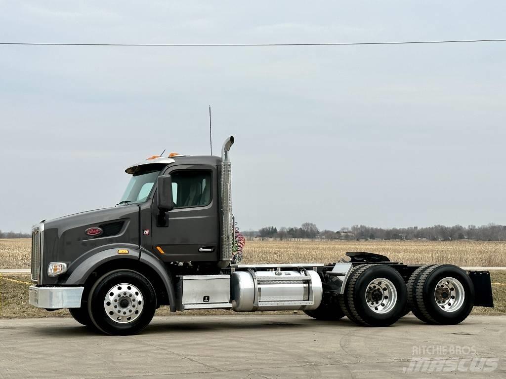 Peterbilt 567 曳引機組件
