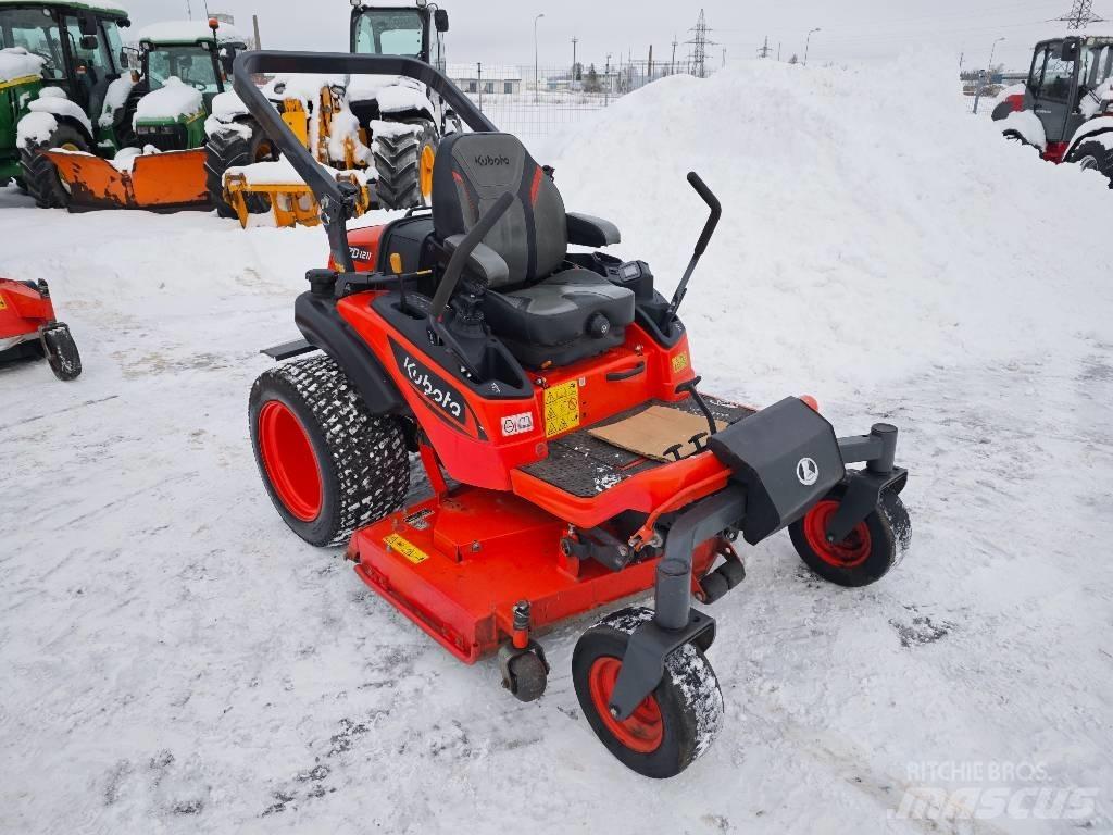 Kubota ZD 1211 騎乘式割草機
