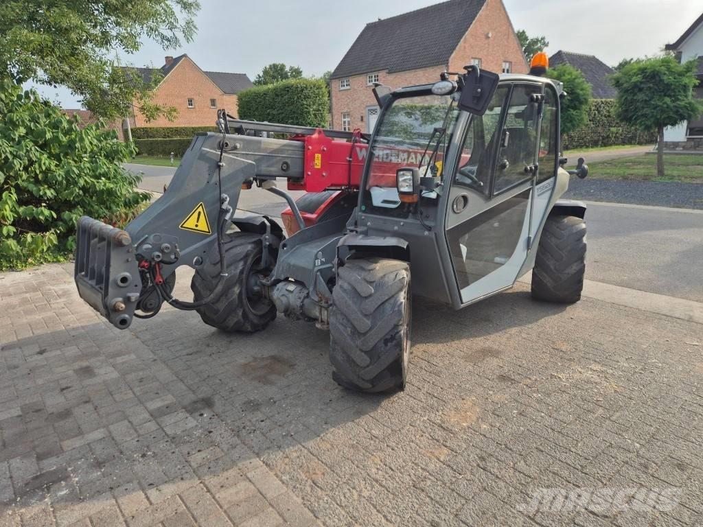 Weidemann T5522 農業用伸縮臂裝載機